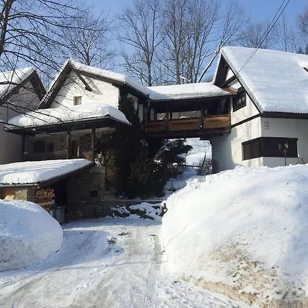 U Sovy Penzion Dolny Kubin